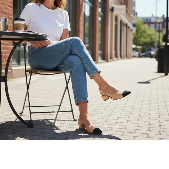 Vaneli Aliz Two-Tone Tan and Black Slingback Heels Size 7 - Picture 5 of 15